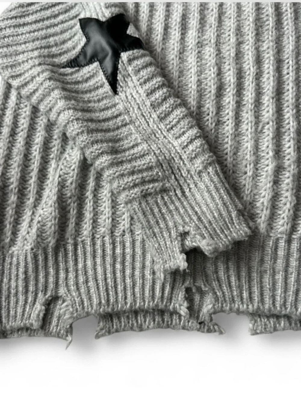 Vintage Havana cable knit grey and black star sleeve sweater